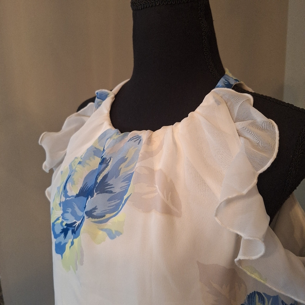 Old Navy White Dress with Blue and Green Floral Pattern Ruffles Mesh Maxi M - Picture 12 of 16